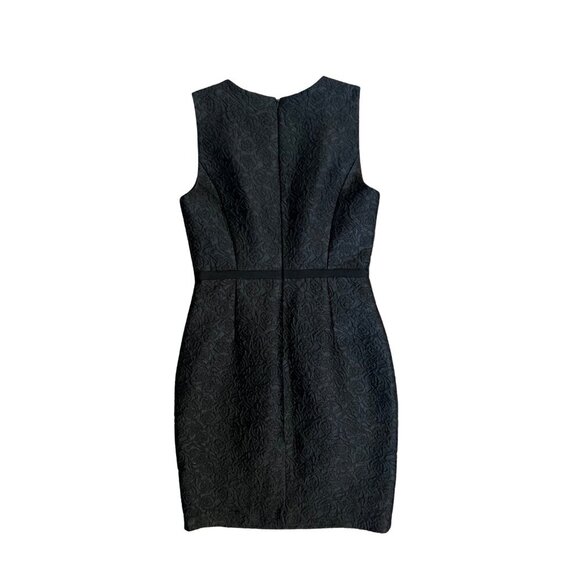 Halston Heritage Women's Sleeveless Embroidery Sheath Cocktail Dress - Picture 4 of 7